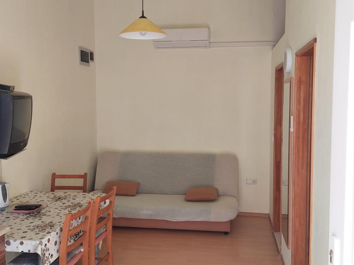 Apartmani Toni 보디체 외부 사진