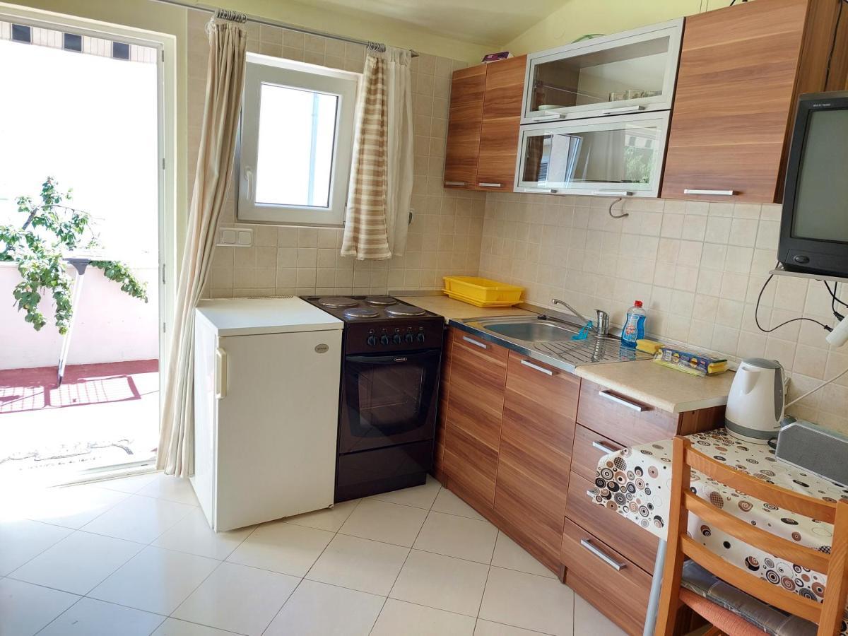 Apartmani Toni 보디체 외부 사진